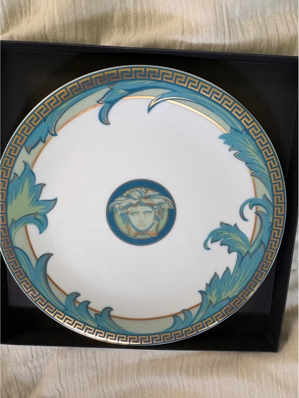 Rosenthal Versace Arabesque Plate 19cm Medusa 409627, Box, COA, Discontinued.
